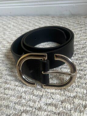 NWOT Simons Genuine Leather Belt 28"- 32" w/ Silver Double Arch Buckle - Black